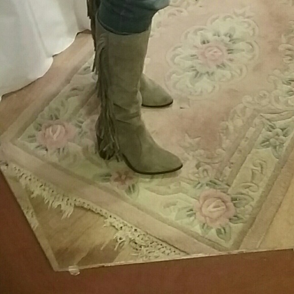 Lunching taupe cow suede - Picture 2 of 7